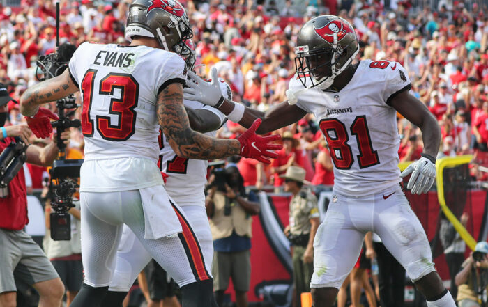 Bucs Wrs Mike Evans And Antonio Brown