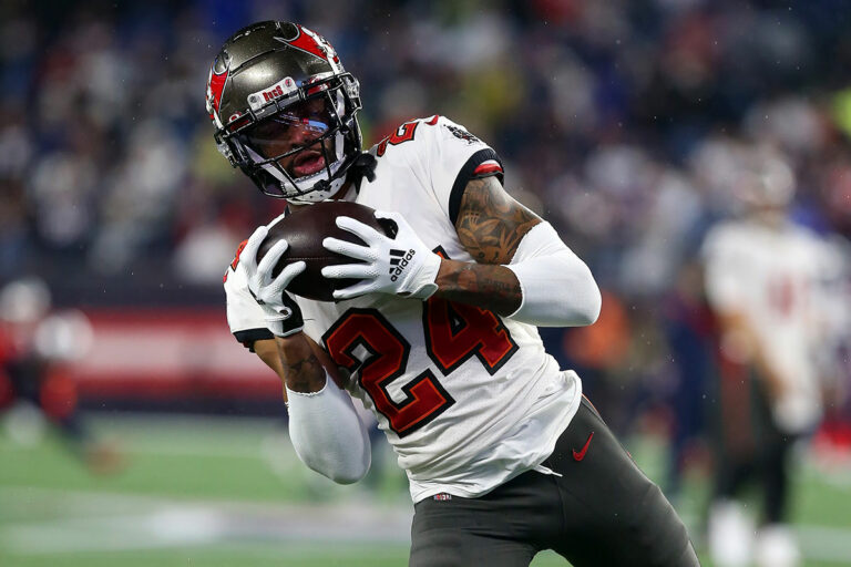 Bucs CB Davis Missing From ESPN's Top 10 Cornerbacks List