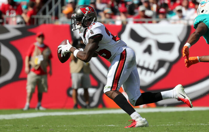 Bucs Cb Jamel Dean
