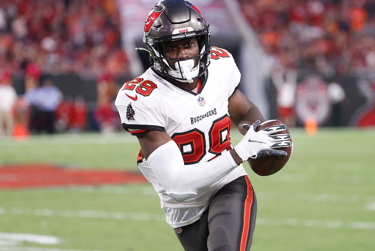 Bucs Cb Pierre Desir