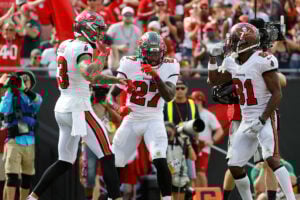 2-Point Conversion: Bucs Offense Just Isn'T Fair 2 Bucs Wrs Mike Evans, Rb Ronald Jones Ii And Antonio Brown
