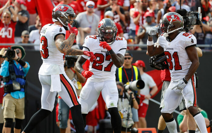 Evans Mike Ronald Jones Antonio Brown Bucs Dolphins