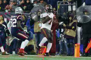Pewter Report'S 2021 Bucs First Quarter Grades 3 Bucs Rb Leonard Fournette