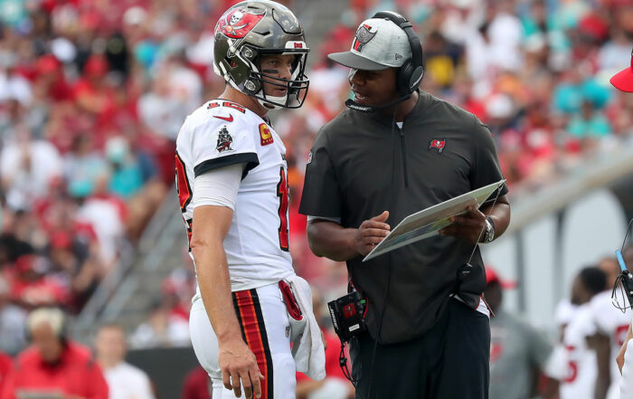 Bucs Qb Tom Brady And Oc Byron Leftwich