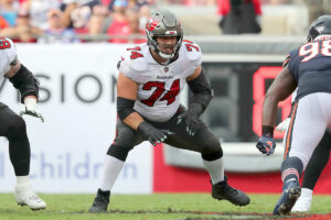 Bucs Hc Arians Explains Lack Of Downfield Throws 2 Bucs Lg Ali Marpet
