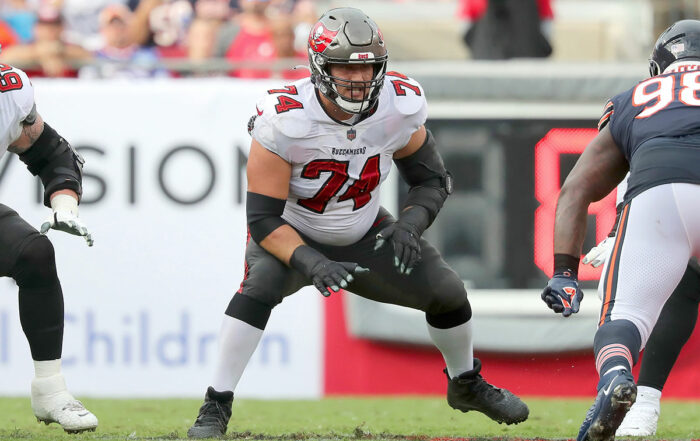 Bucs Lg Ali Marpet Arians