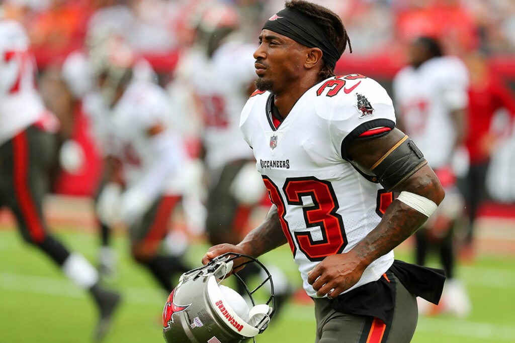 Bucs S Jordan Whitehead