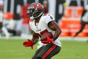 Sr'S Fab 5: Bucs Future Forecast; Mock Draft Round-Up 4 Bucs Rb Giovani Bernard