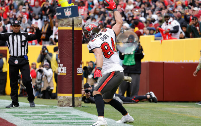 Bucs Te Cam Brate