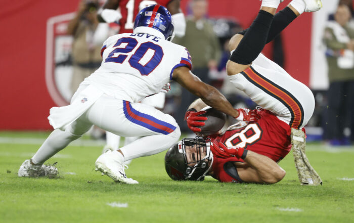 Bucs Te Cam Brate