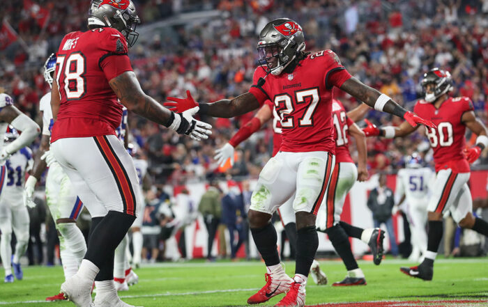 Bucs Rb Ronald Jones Ii And Rt Tristan Wirfs