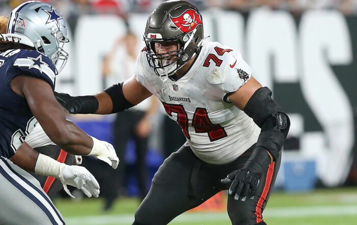 Bucs Lg Ali Marpet