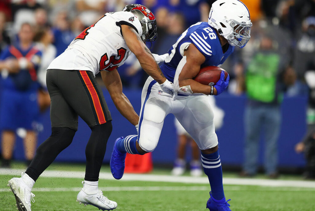 Bucs Fs Antoine Winfield, Jr. And Colts Rb Jonathan Taylor