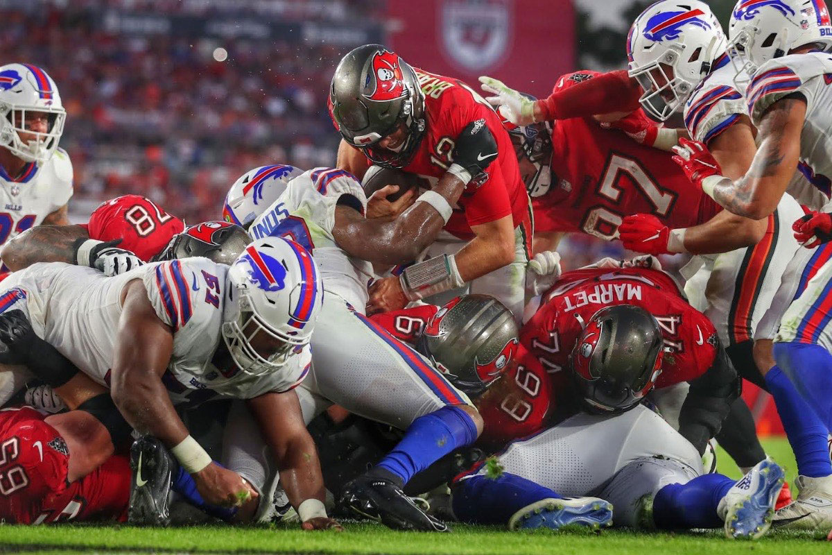 Tom Brady's 94-yard TD drive leads Bucs to win over Bills in OT