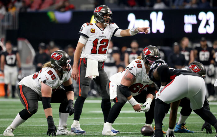 Bucs Qb Tom Brady, Rg Alex Cappa And C Ryan Jensen