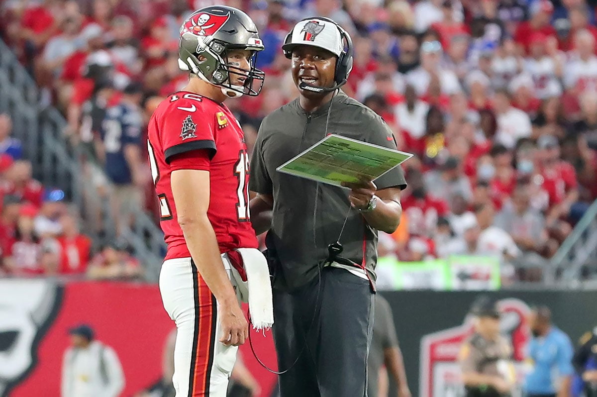 Bucs Qb Tom Brady And Oc Byron Leftwich