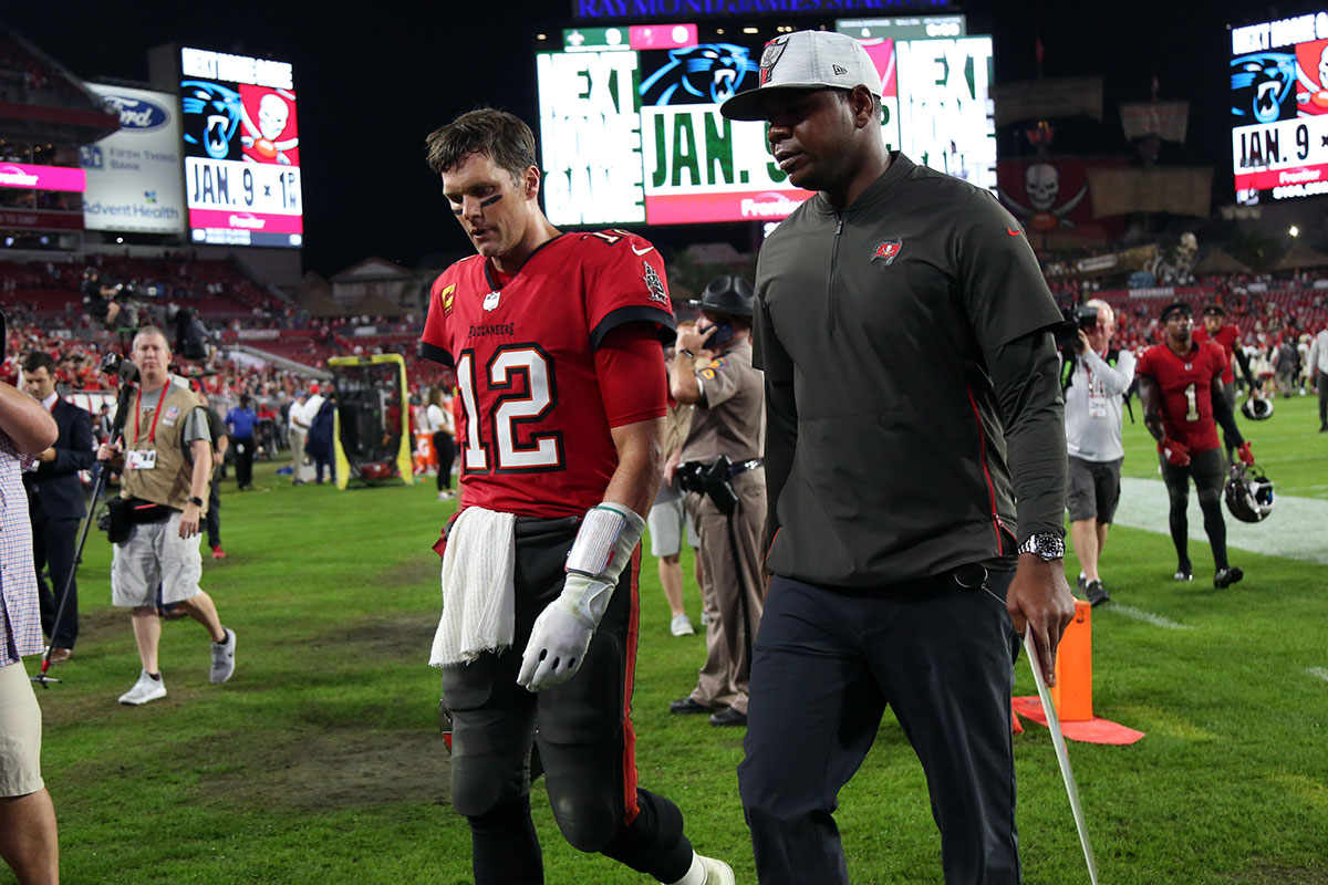 Bucs Qb Tom Brady And Oc Byron Leftwich