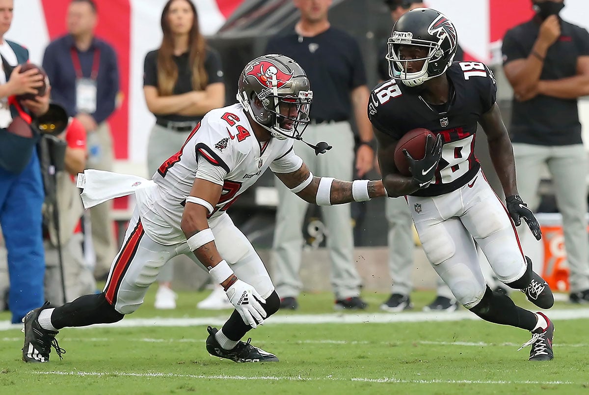 Bucs Cb Carlton Davis Iii And Falcons Wr Calvin Ridley