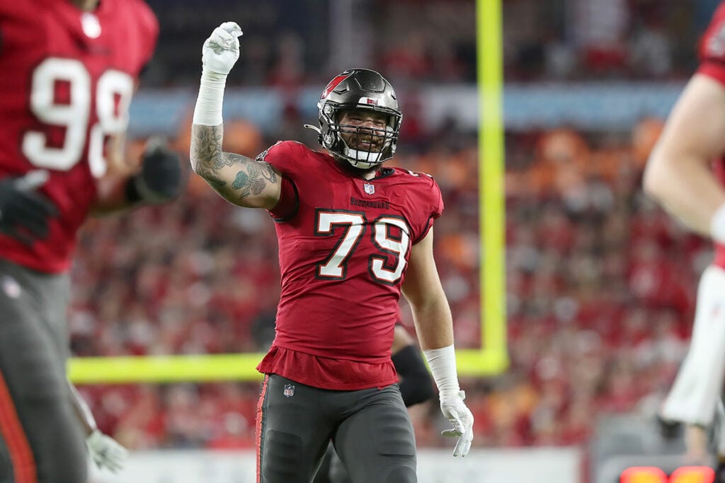 Pewter Report Podcast: Are Bucs' Core Players Good Enough? 7 Bucs Dl Pat O'Connor