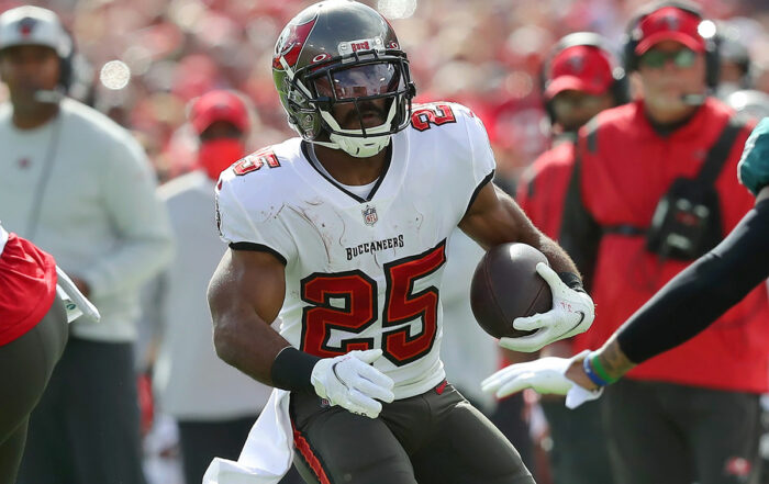 Bucs Rb Giovani Bernard