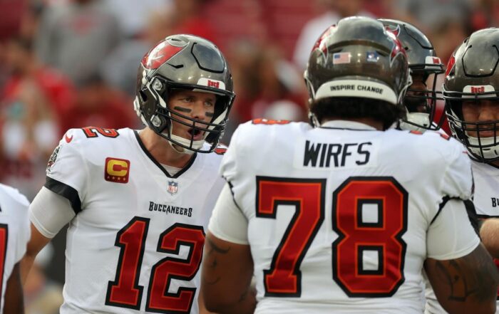 Bucs Qb Tom Brady And Rt Tristan Wirfs