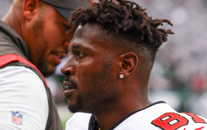 Former Bucs Wr Antonio Brown
