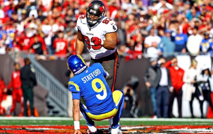 Bucs Dt Ndamukong Suh And Qb Matthew Stafford
