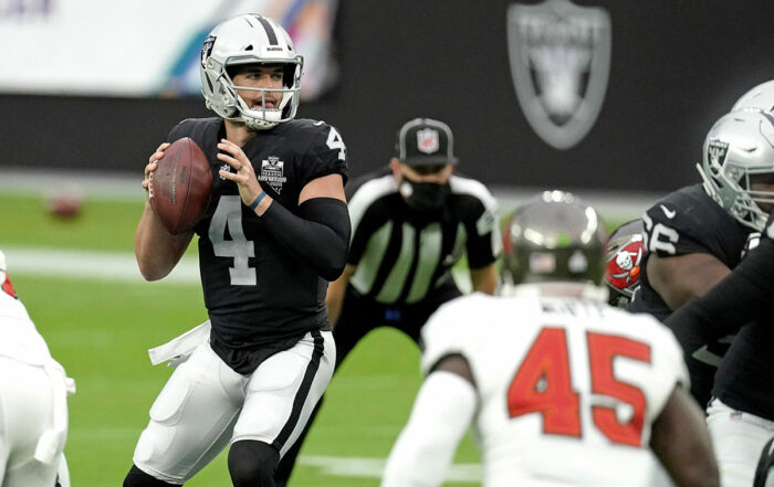 Raiders Qb Derek Carr