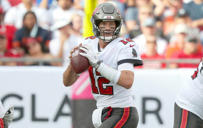 Bucs Qb Tom Brady Jeff Darlington