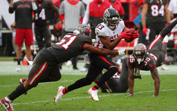 New Bucs Wr Russell Gage And Lb Kevin Minter