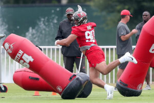 Bucs DT Logan Hall - Photo by: Cliff Welch/PR