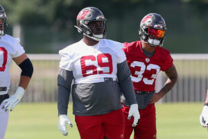 Bucs Offensive Line Is In A Tier By Itself 2 Bucs Rg Shaq Mason