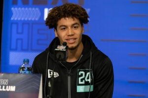 Speedy Cb Mccollum: Bucs Told Me &Amp;Quot;We'Re Going To Draft You&Amp;Quot; 2 Sam Houston State Cb Zyon Mccollum Bucs