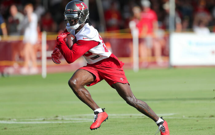 Bucs Wr Julio Jones