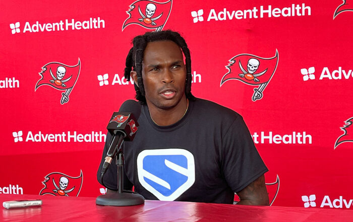Bucs Wr Julio Jones