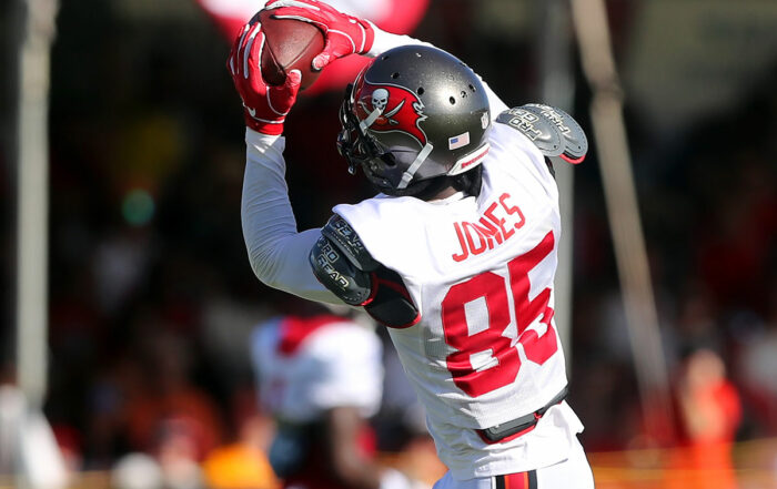 Bucs Wr Julio Jones