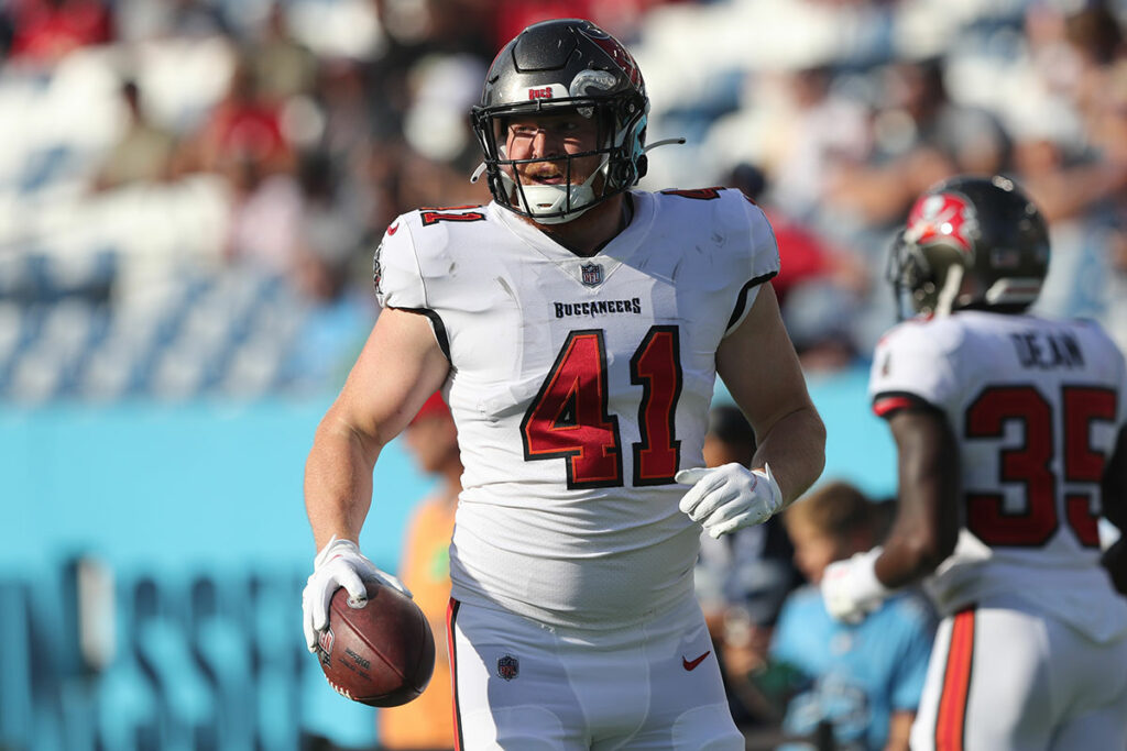 Bucs Te Ko Kieft