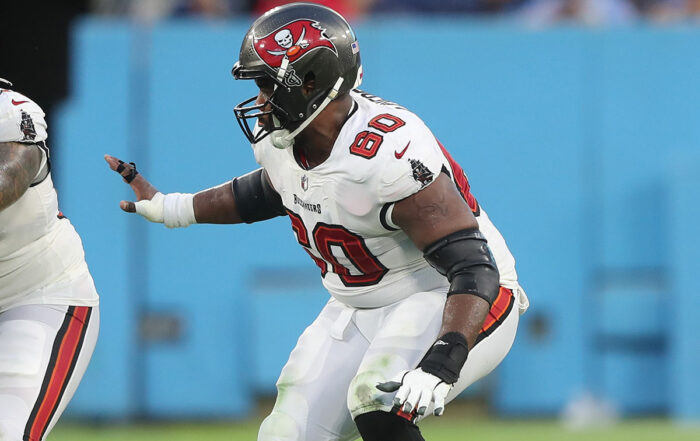Bucs Ol Nick Leverett