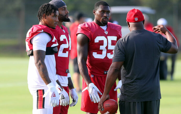 Bucs Cbs Sean Murphy-Bunting, Carlton Davis Iii And Jamel Dean