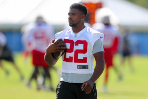 Bucs Hc Bowles Gives Updates On Two Key Injuries 2 Bucs S Keanu Neal