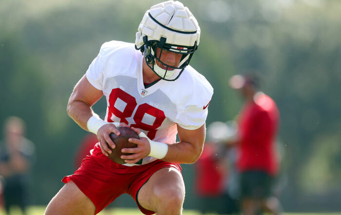 Bucs Te Cade Otton