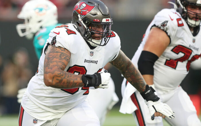 Bucs G Aaron Stinnie