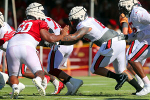 Bucs G Aaron Stinnie And Nt Vita Vea