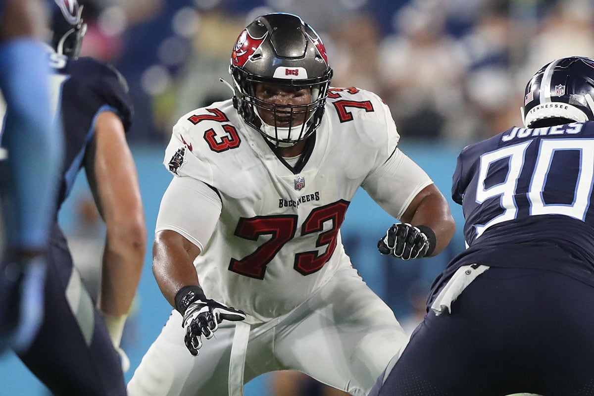 Bucs Ol Brandon Walton
