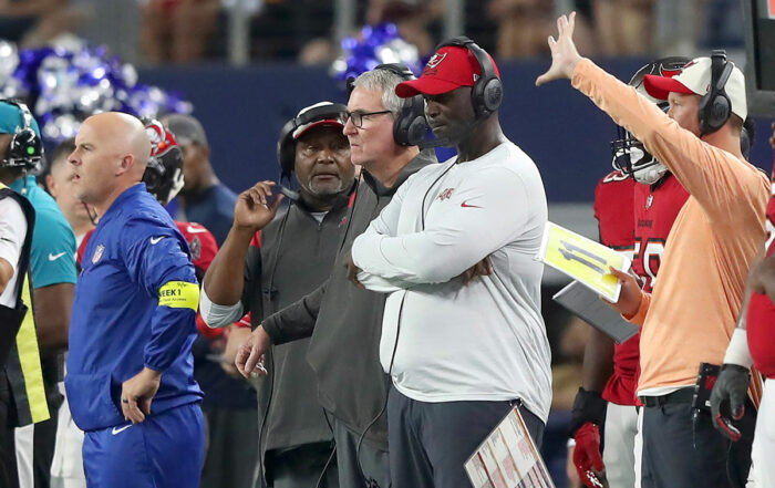 Bucs Head Coach Todd Bowles And Olbs Coach Bob Sanders