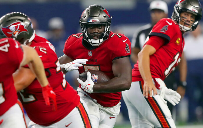 Bucs Rb Leonard Fournette And Qb Tom Brady
