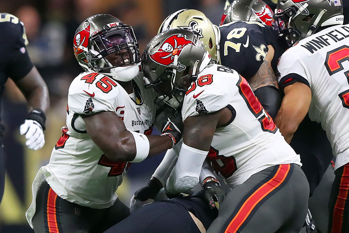 Bucs Ilb Devin White And Olb Shaq Barrett