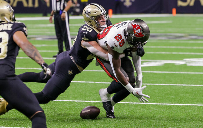 Bucs Rb Rachaad White And Saints Lb Pete Werner
