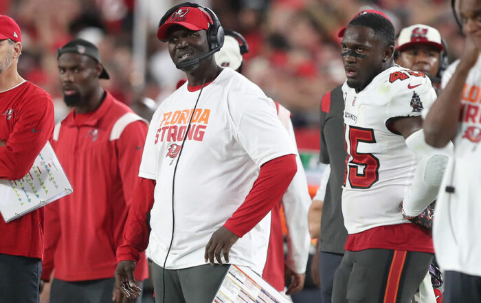 Bucs Head Coach Todd Bowles And Ilb Devin White