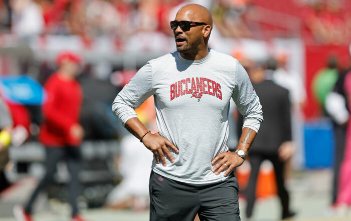 Bucs Dc Larry Foote